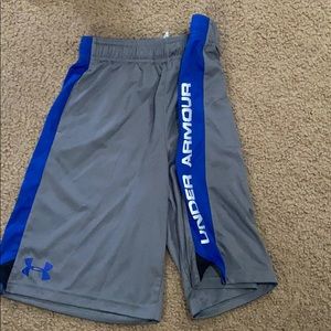UA youth medium basketball shorts